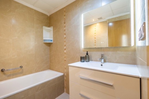 Resale - Wohnung - Torrevieja - Las calas