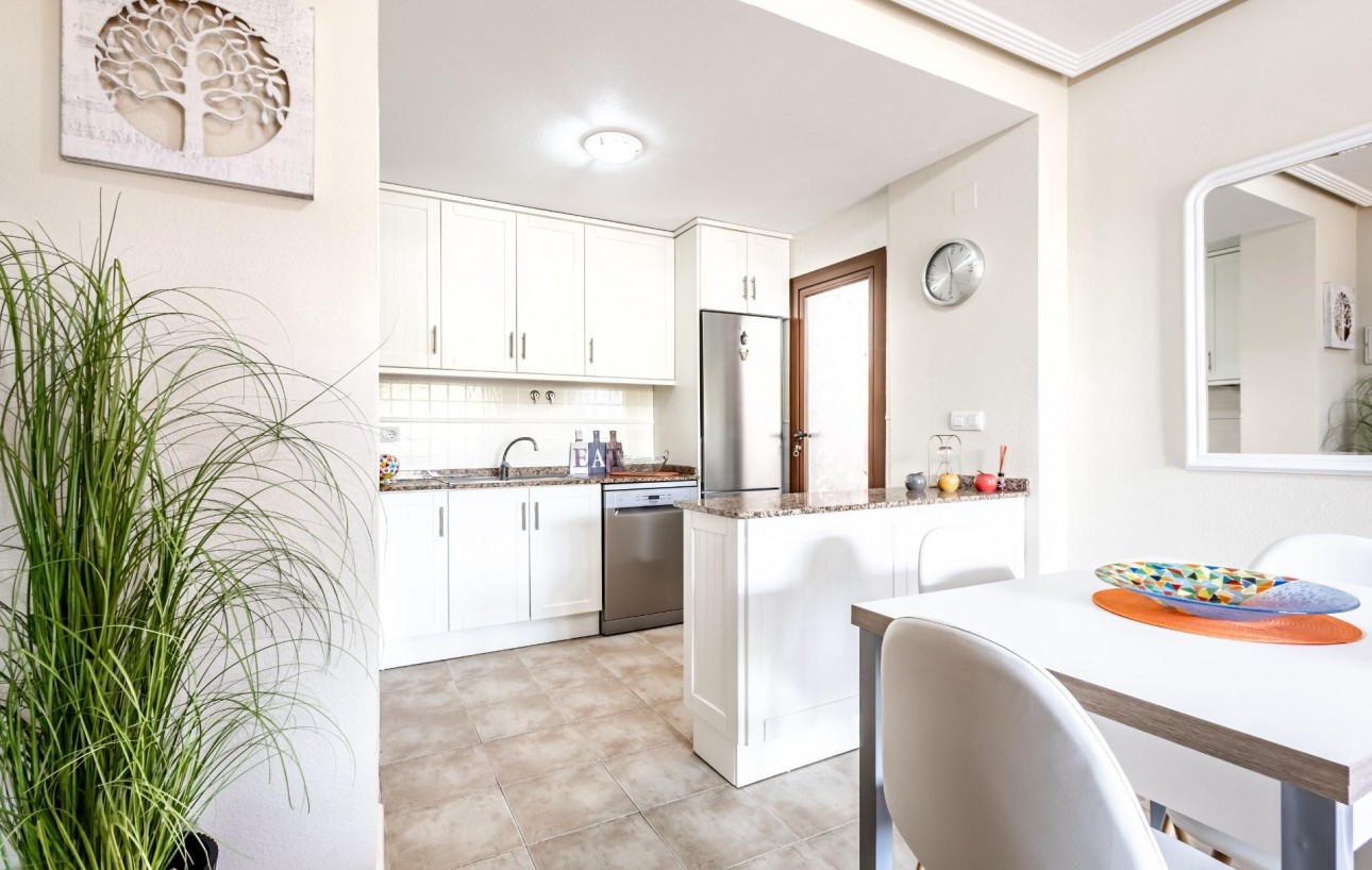 Resale - Wohnung - Torrevieja - Zona los Frutales