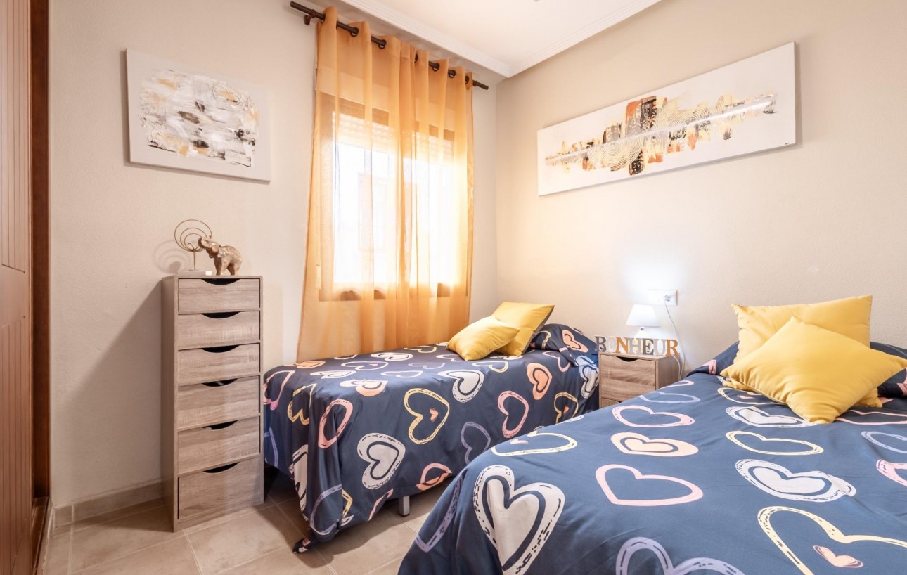 Resale - Wohnung - Torrevieja - Zona los Frutales