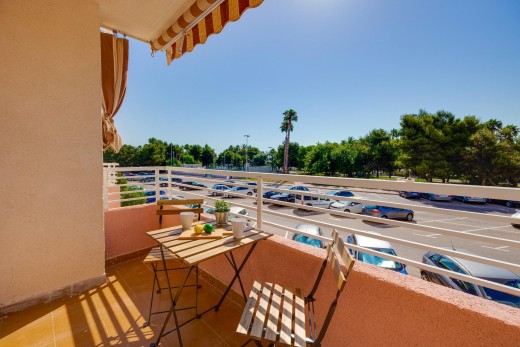 Sale - Apartment - Torrevieja - Calas blanca