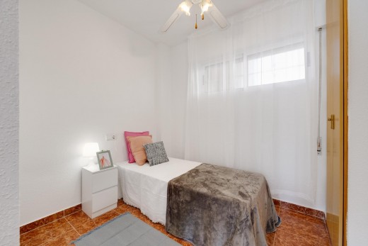 Sale - Apartment - Torrevieja - Calas blanca