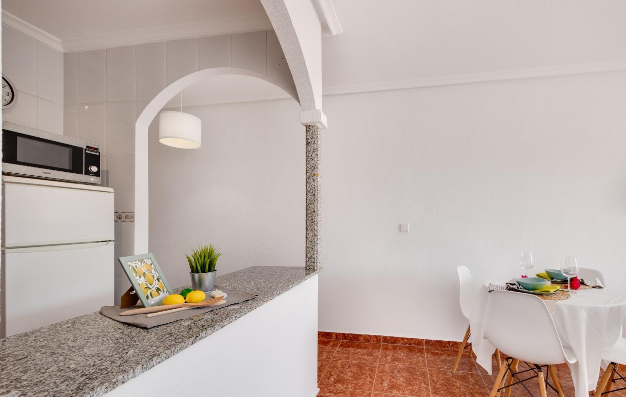 Sale - Apartment - Torrevieja - Calas blanca