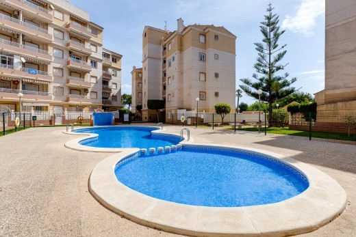 Sale - Apartment - Torrevieja - Calas blanca