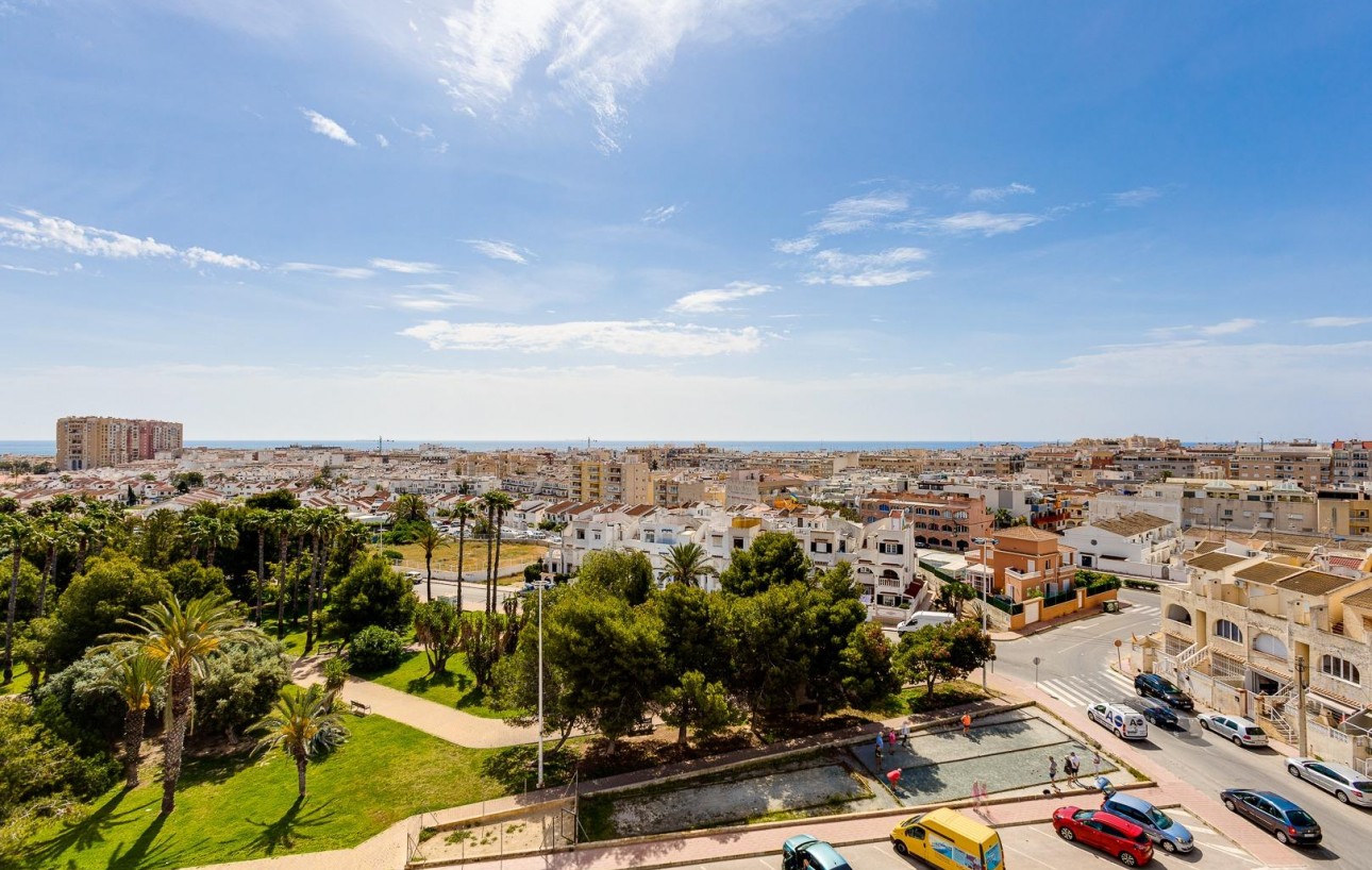 Sale - Apartment - Torrevieja - Calas blanca