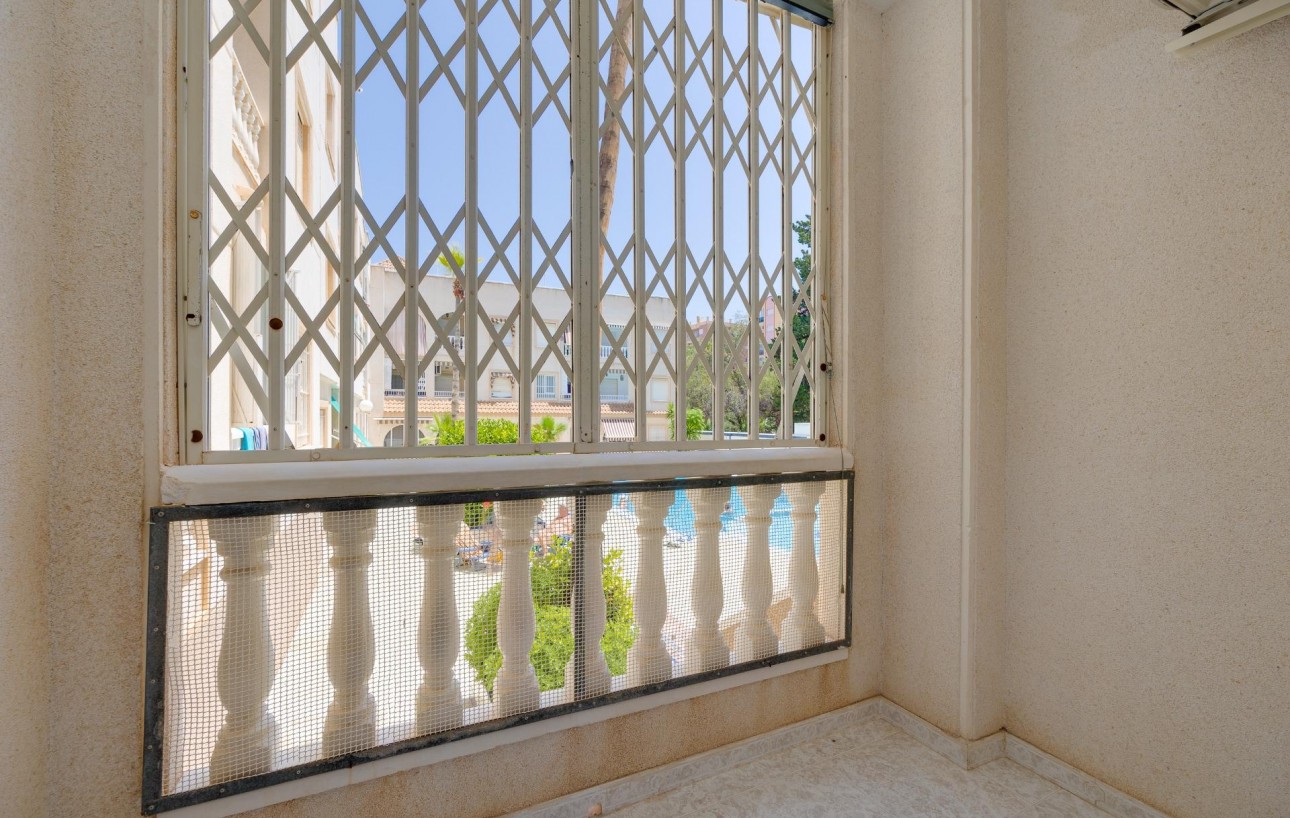 Resale - Lägenhet - Torrevieja - Habaneras