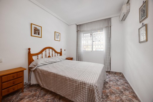 Sale - Apartment - Torrevieja - Playa de los locos