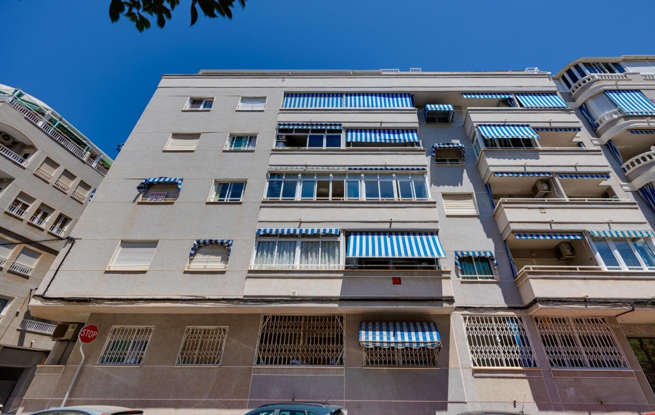 Sale - Apartment - Torrevieja - Playa de los locos