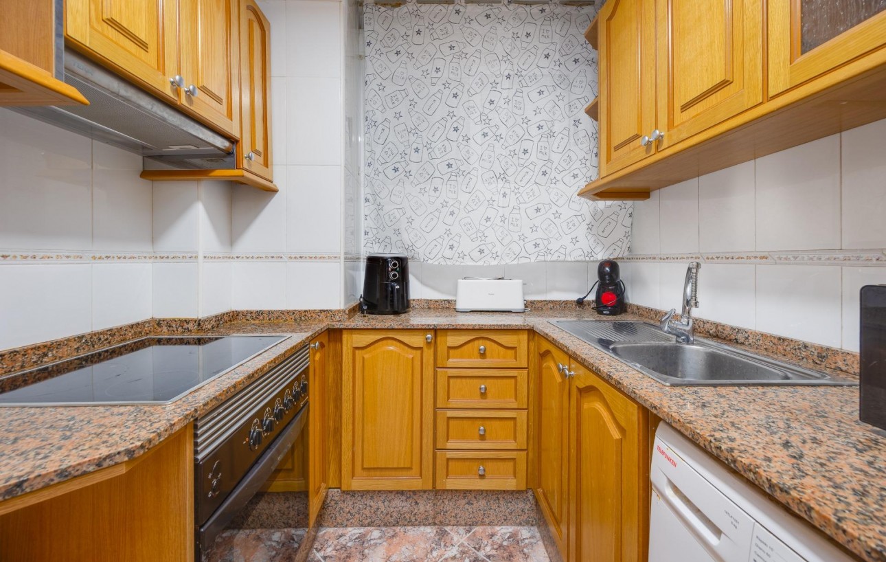 Sale - Apartment - Torrevieja - Playa de los locos
