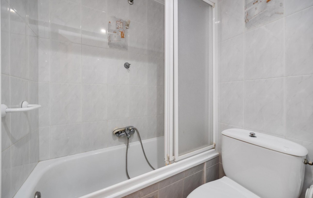 Sale - Apartment - Torrevieja - Playa de los locos
