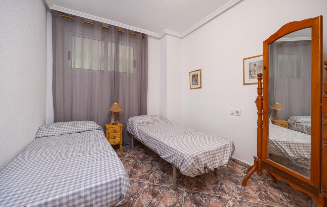 Sale - Apartment - Torrevieja - Playa de los locos