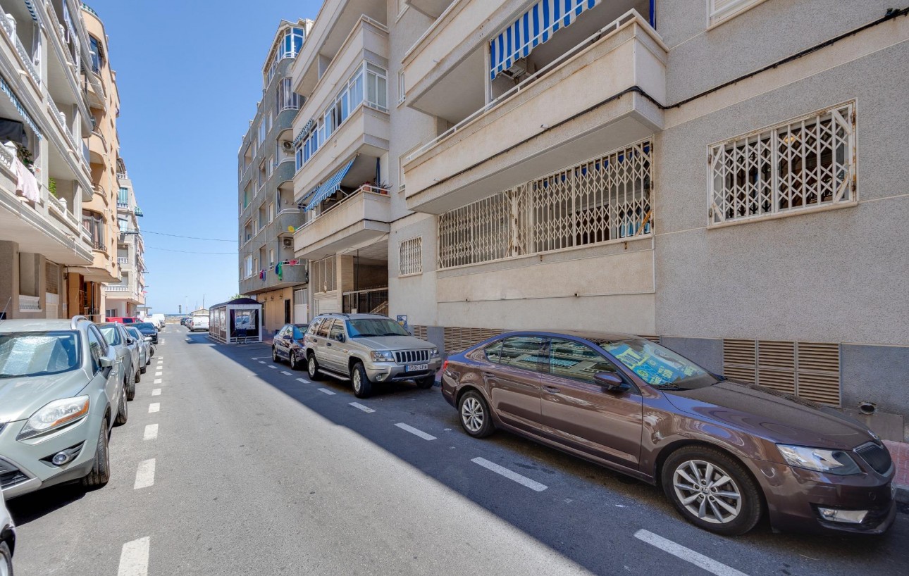 Sale - Apartment - Torrevieja - Playa de los locos