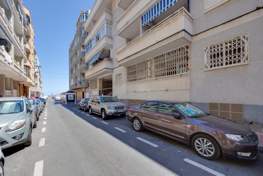 Sale - Apartment - Torrevieja - Playa de los locos