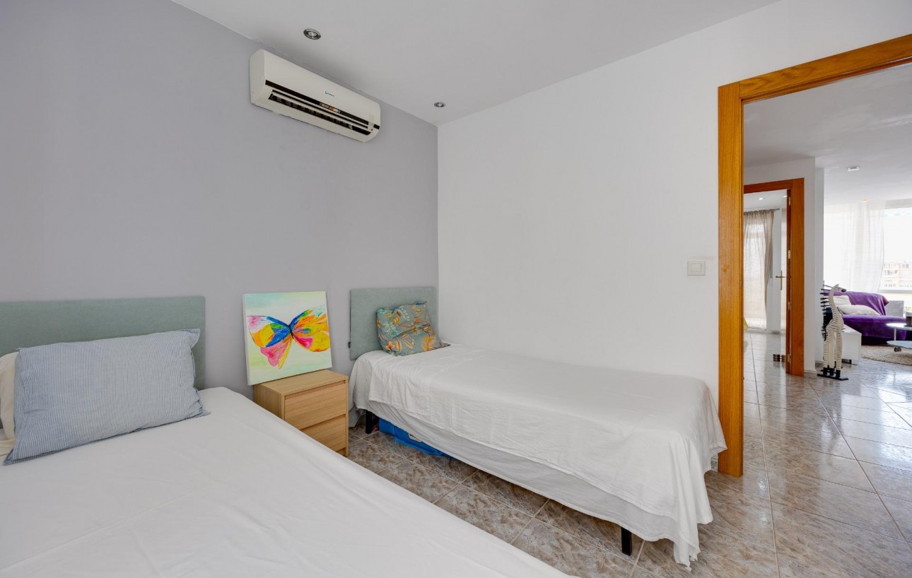 Venta - Apartamento - Torrevieja - Playa de los locos