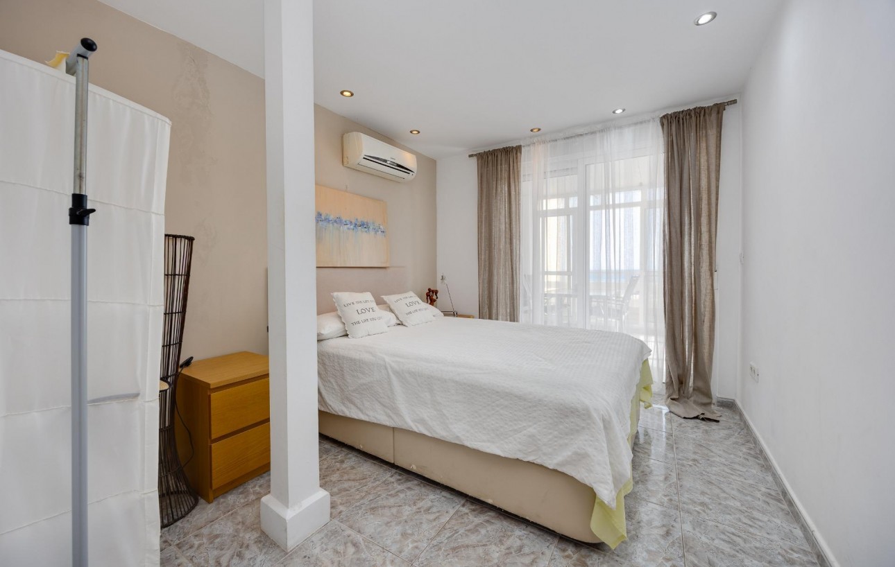 Venta - Apartamento - Torrevieja - Playa de los locos