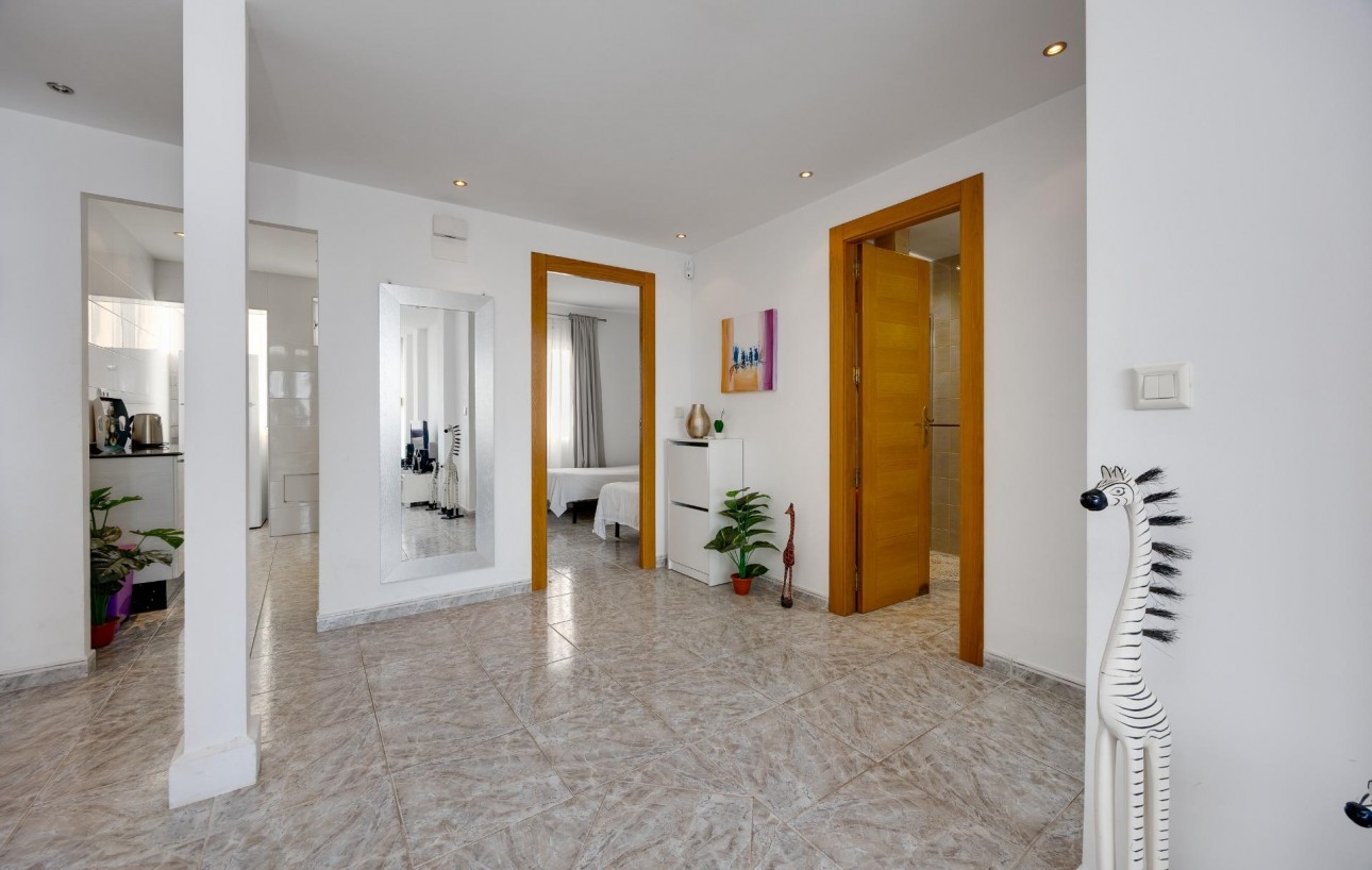 Venta - Apartamento - Torrevieja - Playa de los locos