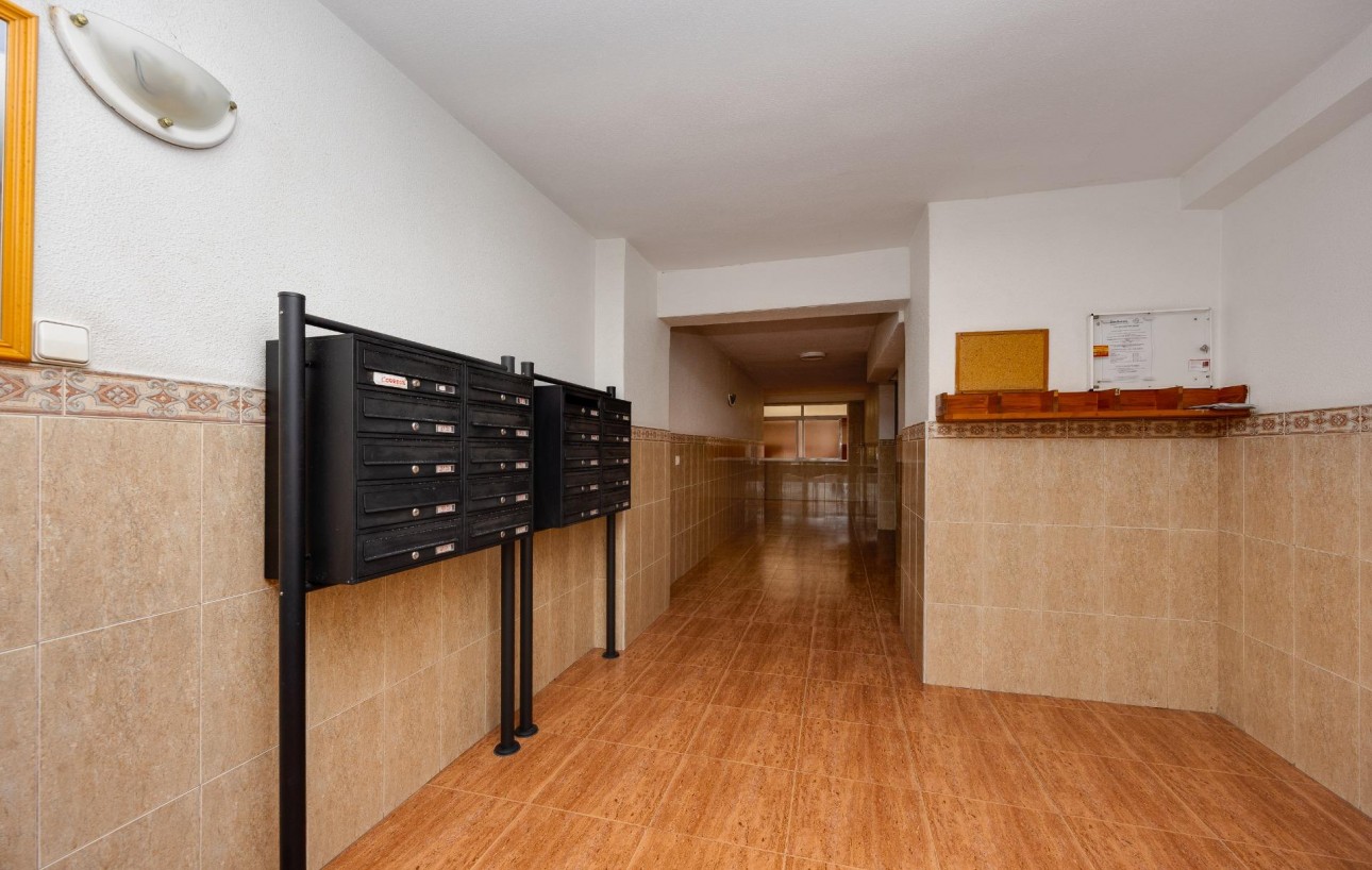 Venta - Apartamento - Torrevieja - Playa de los locos