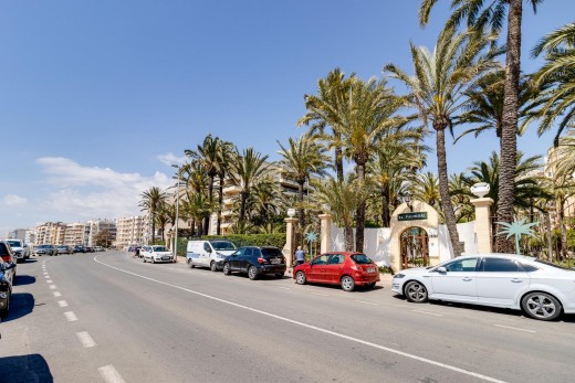 Venta - Apartamento - Torrevieja - Playa de los locos