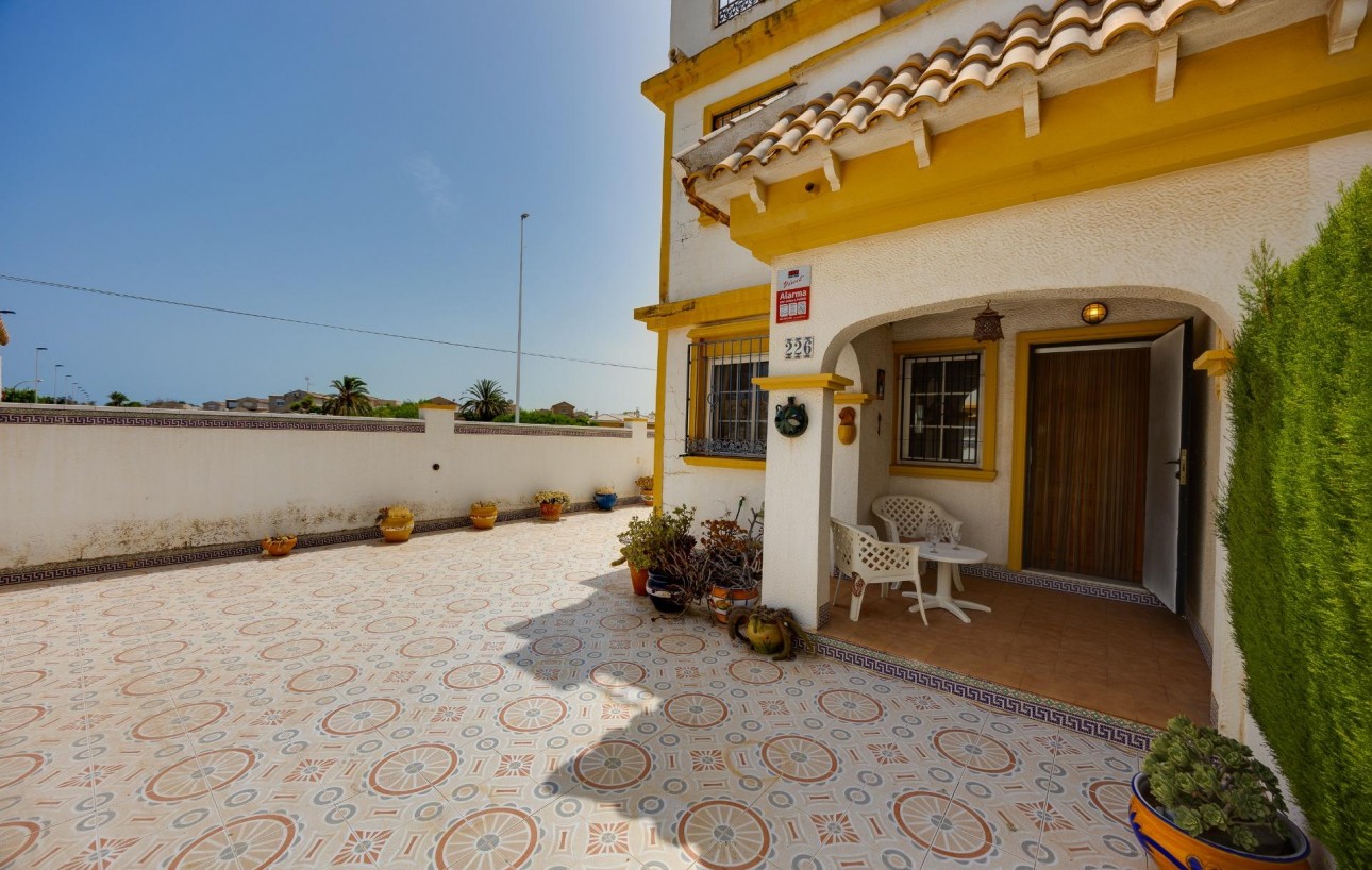 Venta - Chalet - Torrevieja - La Siesta - El Salado - Torreta
