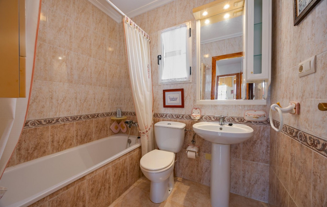 Venta - Chalet - Torrevieja - La Siesta - El Salado - Torreta