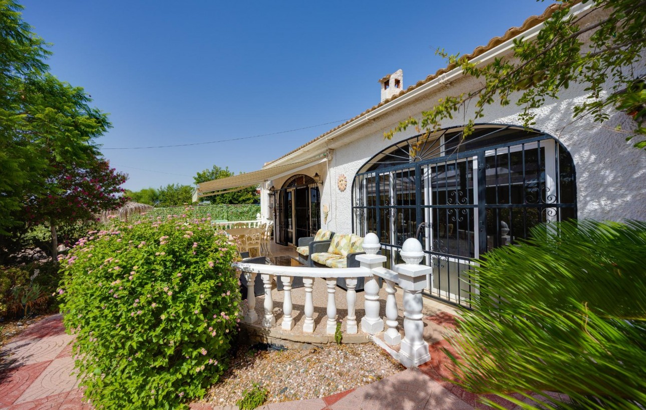 Resale - Chalet - Torrevieja - La Siesta - El Salado - Torreta