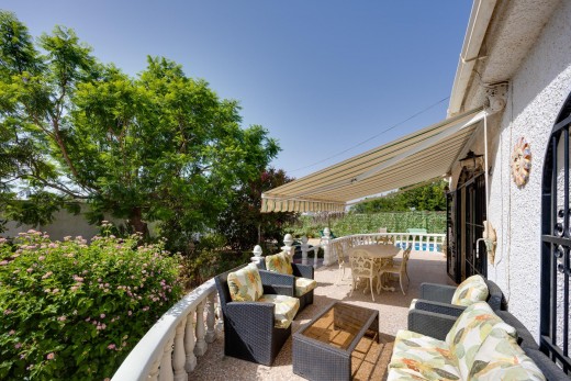 Resale - Chalet - Torrevieja - La Siesta - El Salado - Torreta