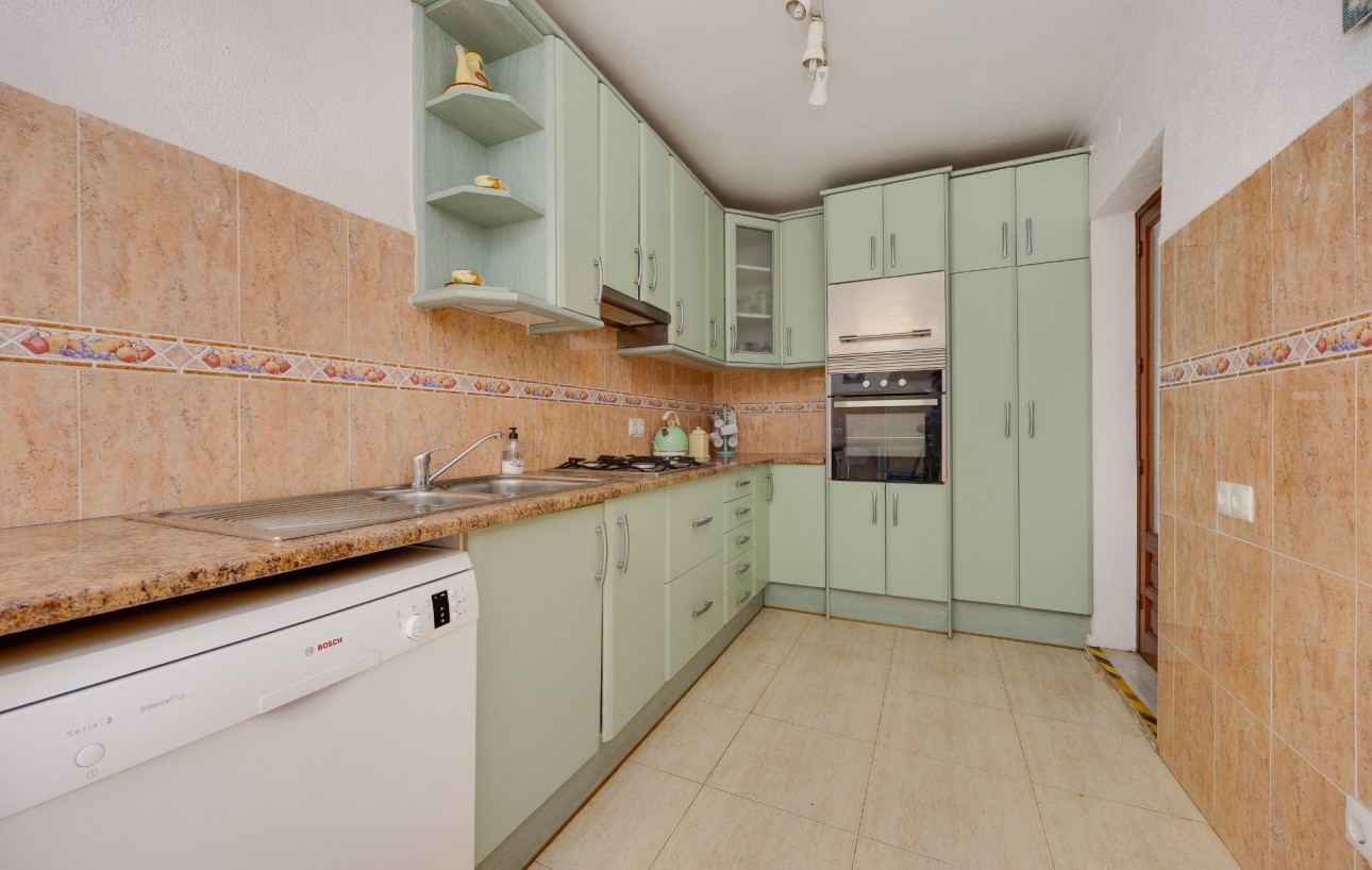 Resale - Chalet - Torrevieja - La Siesta - El Salado - Torreta