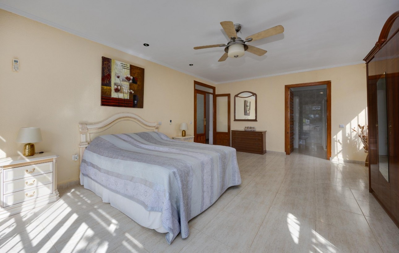 Resale - Chalet - Torrevieja - La Siesta - El Salado - Torreta