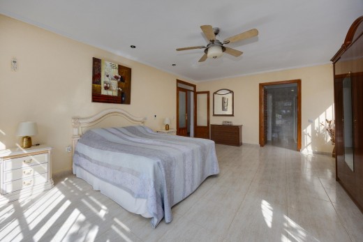 Resale - Chalet - Torrevieja - La Siesta - El Salado - Torreta