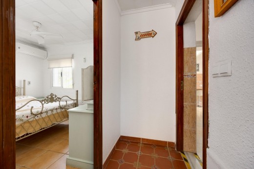 Resale - Chalet - Torrevieja - La Siesta - El Salado - Torreta
