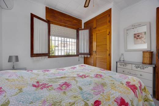 Resale - Chalet - Torrevieja - La Siesta - El Salado - Torreta
