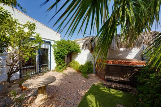 Resale - Chalet - Torrevieja - La Siesta - El Salado - Torreta
