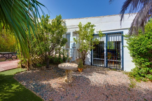 Resale - Chalet - Torrevieja - La Siesta - El Salado - Torreta