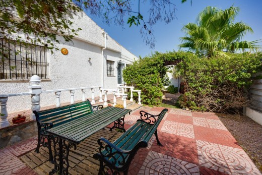 Resale - Chalet - Torrevieja - La Siesta - El Salado - Torreta