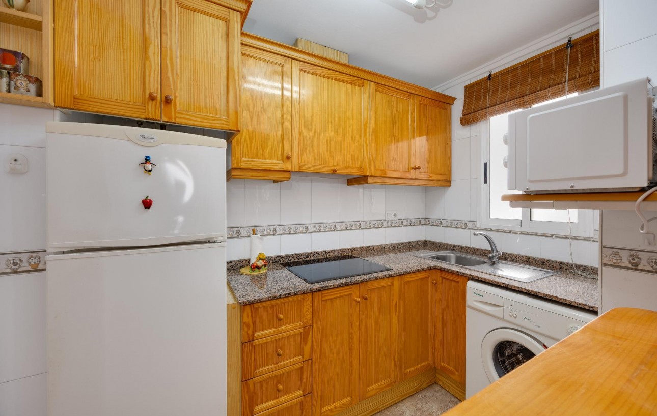 Resale - Wohnung - Torrevieja - Playa del cura