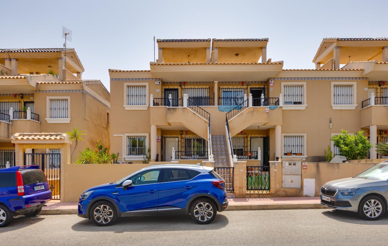 Resale - Bungalow Planta Baja - Orihuela Costa - PAU 26