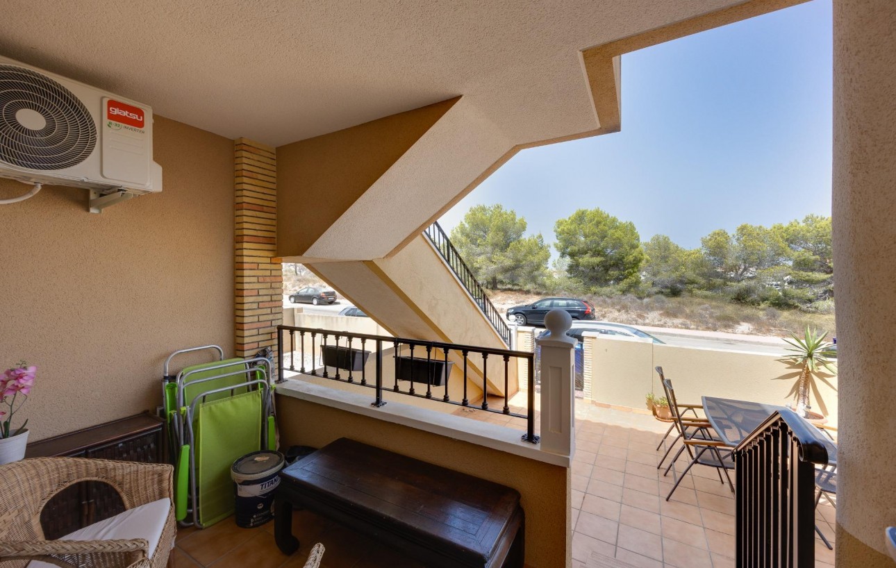 Resale - Bungalow Planta Baja - Orihuela Costa - PAU 26