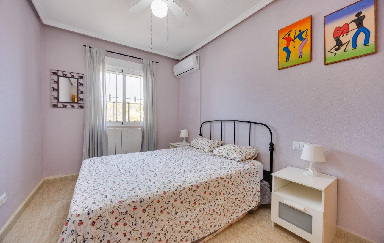 Resale - Bungalow Planta Baja - Orihuela Costa - PAU 26