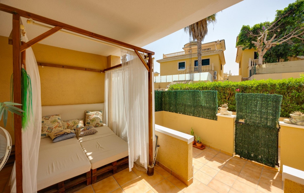 Resale - Bungalow Planta Baja - Orihuela Costa - PAU 26