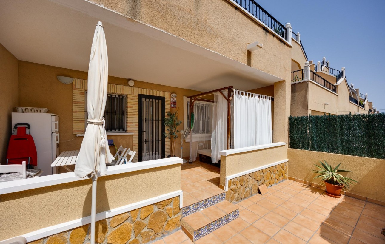 Resale - Bungalow Planta Baja - Orihuela Costa - PAU 26