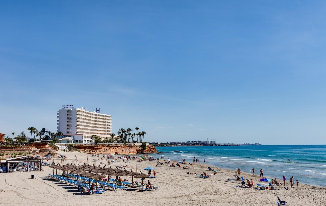 Resale - Bungalow Planta Baja - Orihuela Costa - PAU 26