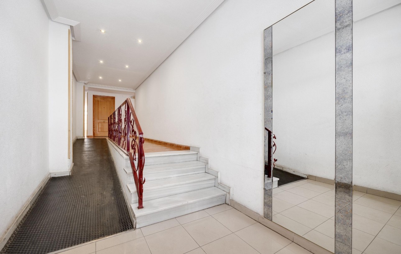 Revente - Appartement - Torrevieja - Estacion de autobuses