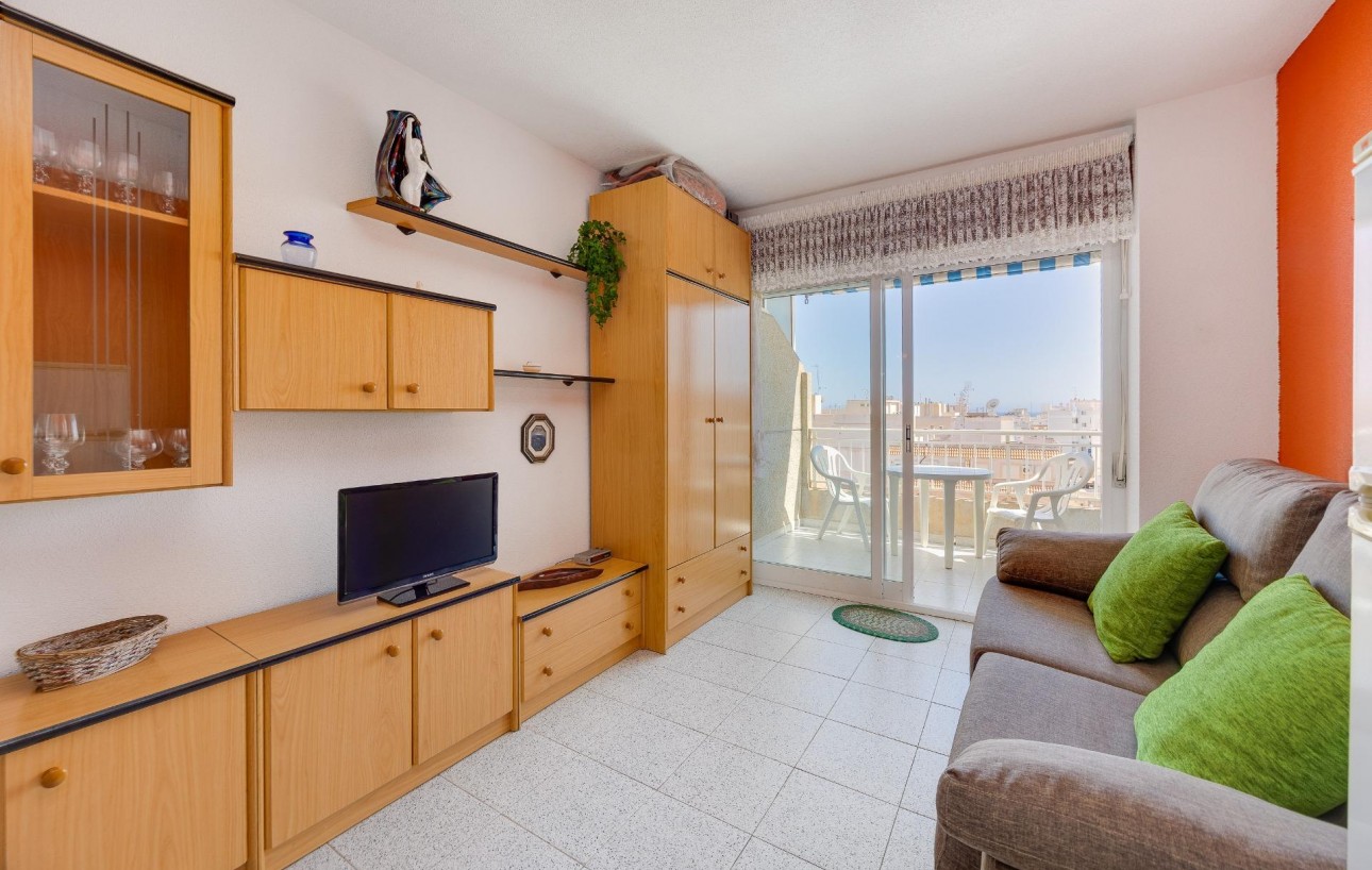 Resale - Studie - Torrevieja - Centro