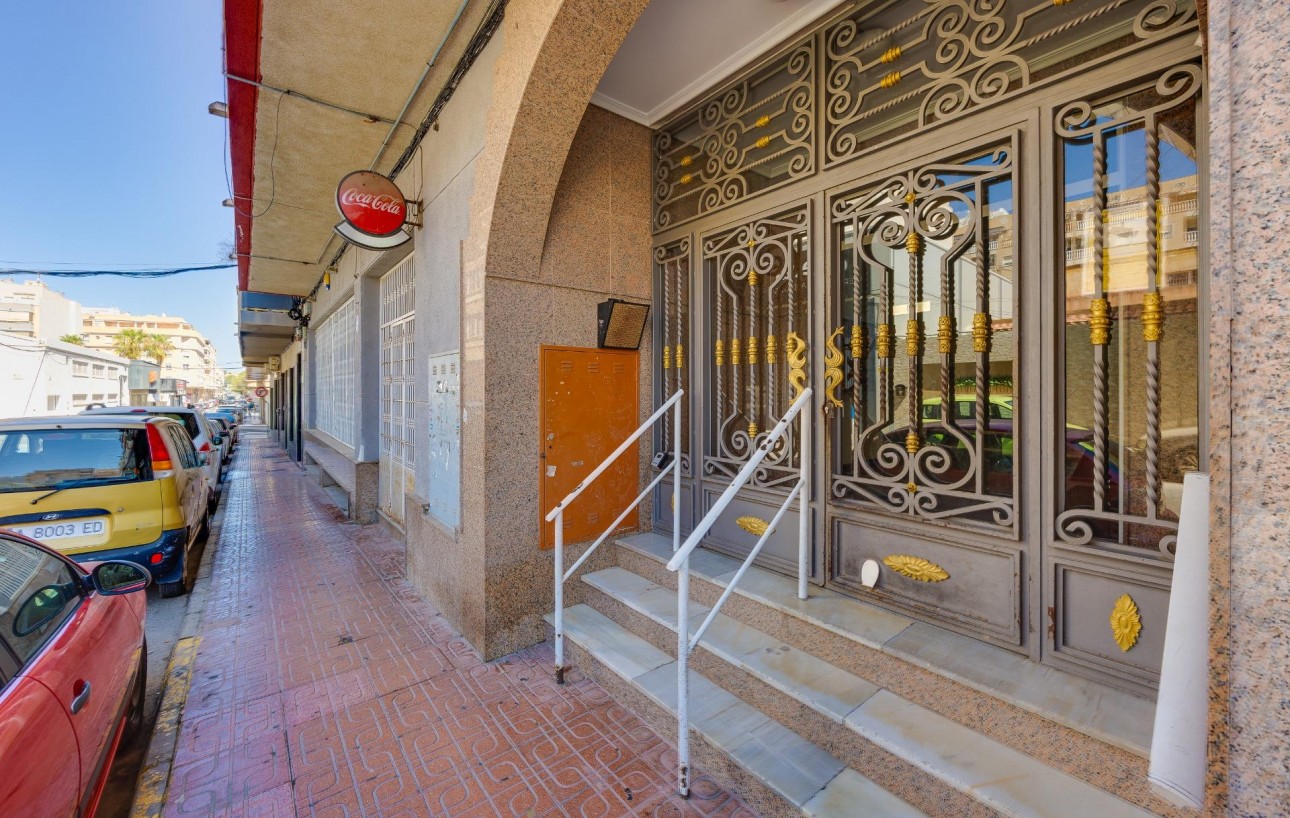 Resale - Studie - Torrevieja - Centro