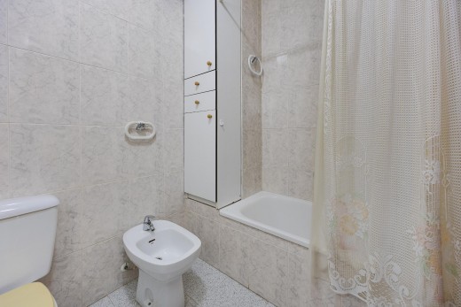 Resale - Studie - Torrevieja - Centro