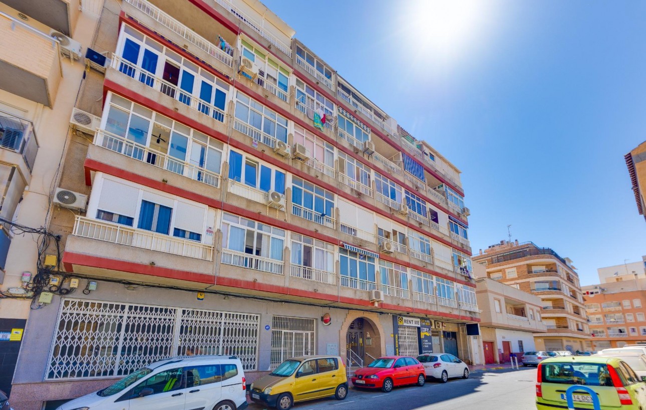 Resale - Studie - Torrevieja - Centro