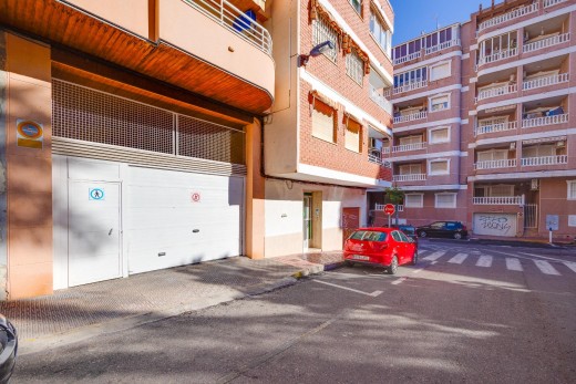 Resale - Garage - Torrevieja - Playa del cura