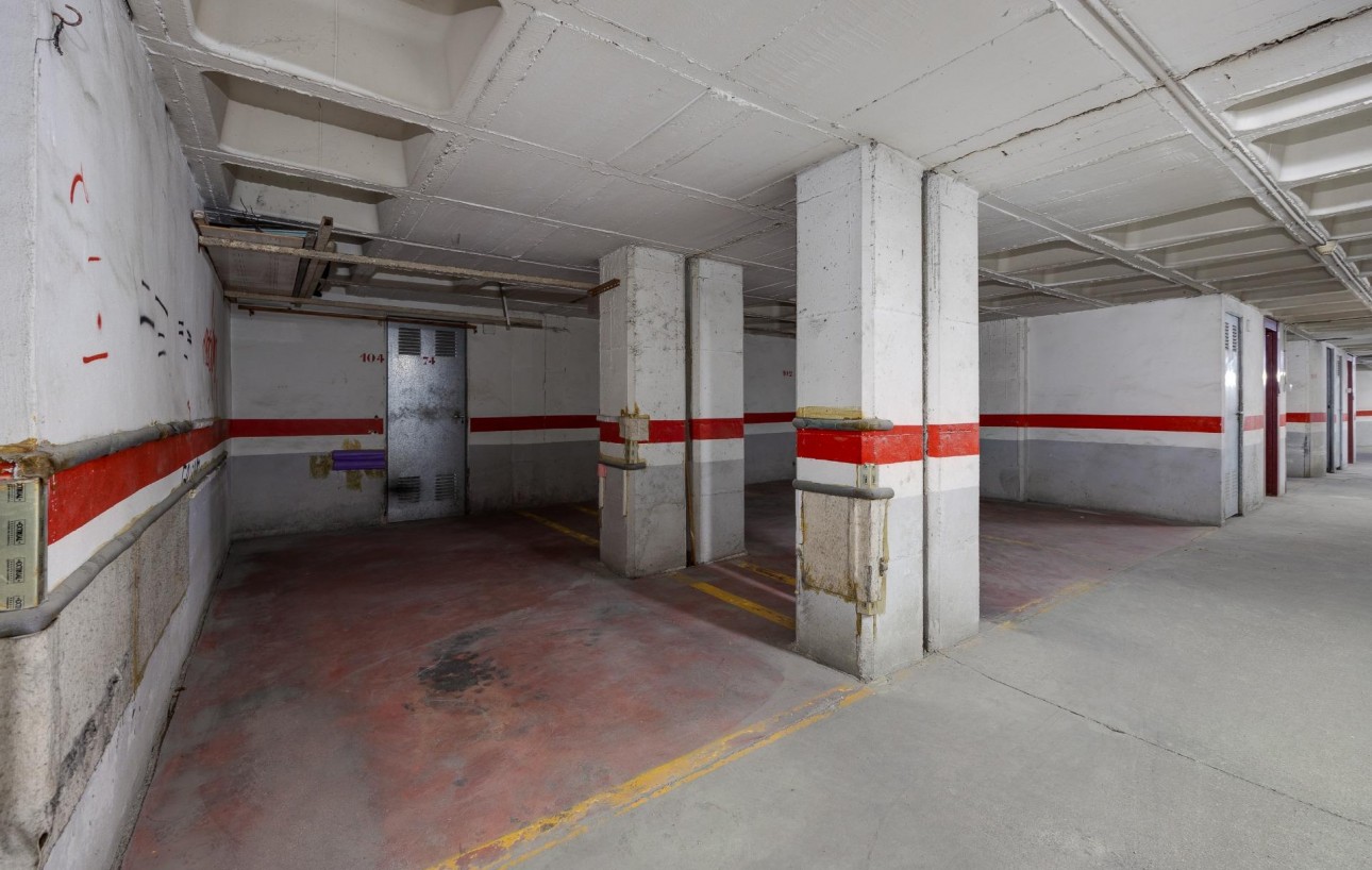 Resale - Garage - Torrevieja - Playa del cura
