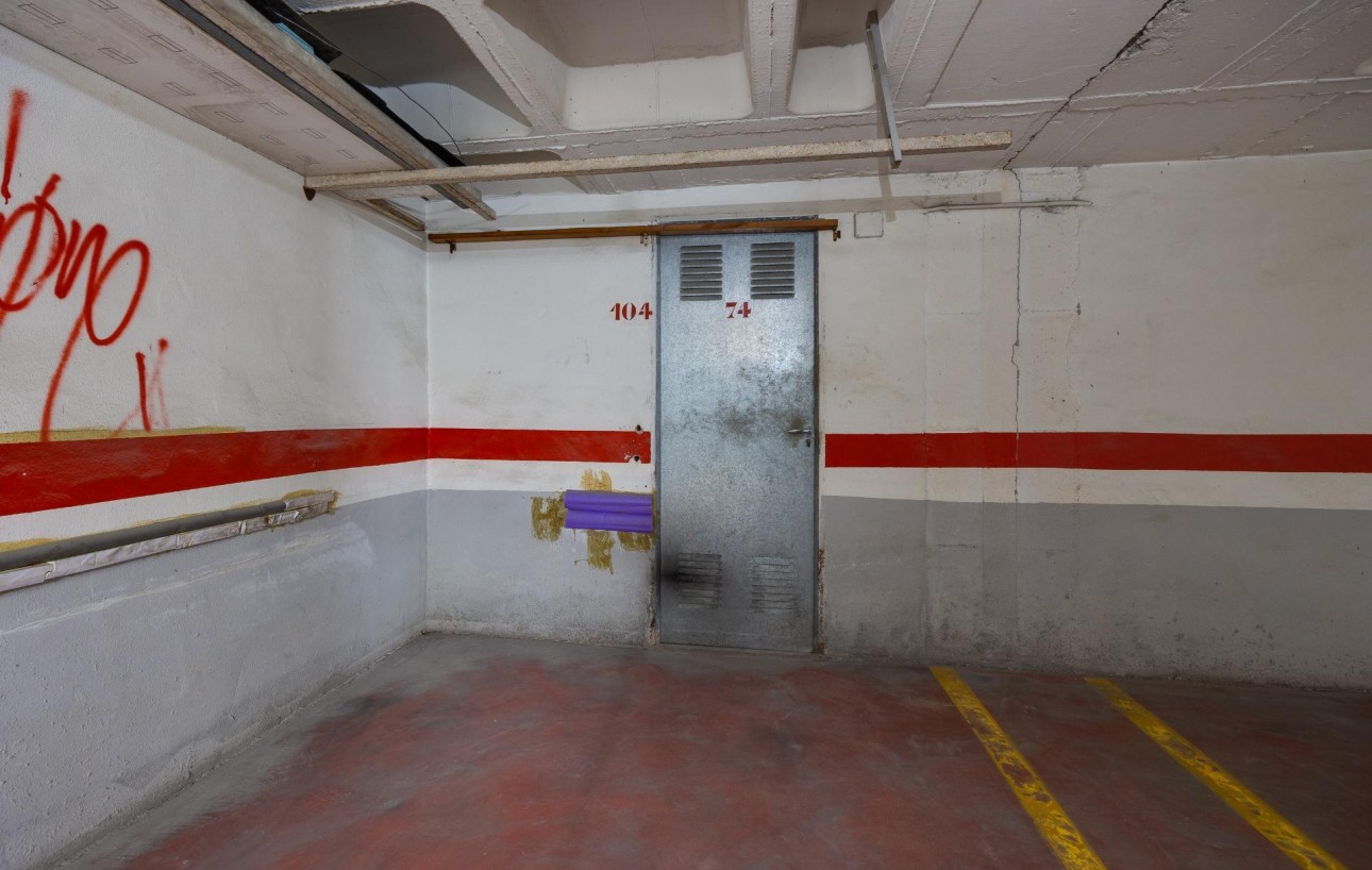 Resale - Garage - Torrevieja - Playa del cura