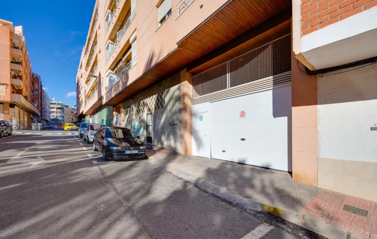 Resale - Garage - Torrevieja - Playa del cura