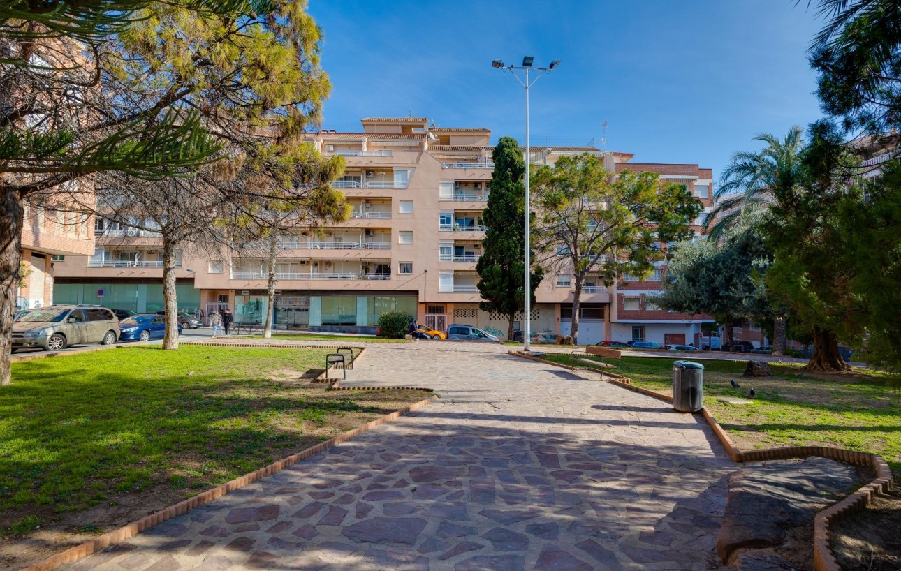 Resale - Garage - Torrevieja - Playa del cura